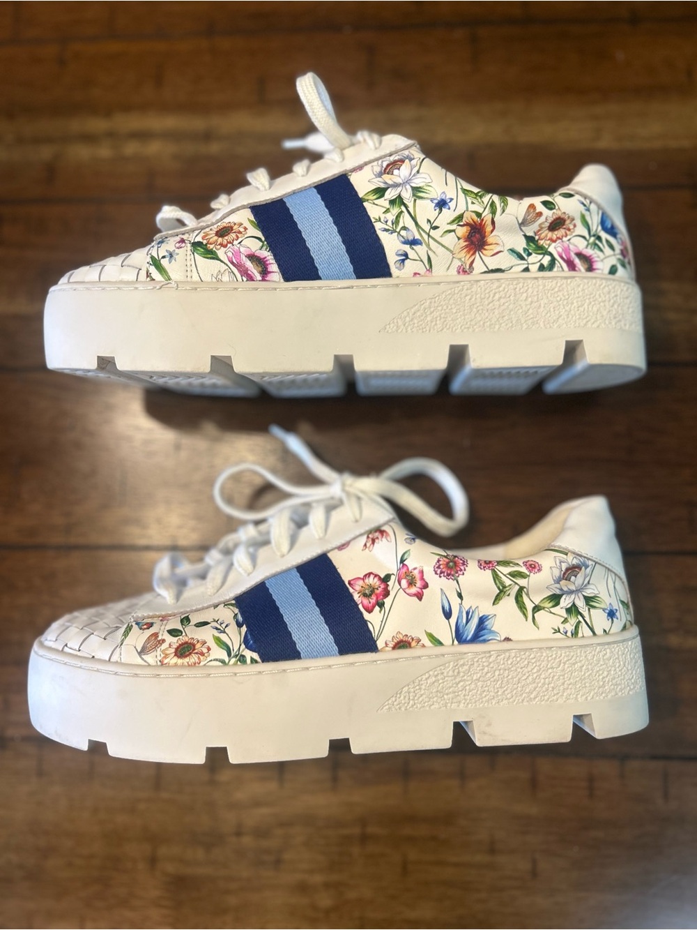 Johnny Was Downtown Floral Leather Platform Sneakers Women’s 10 Woven Toe